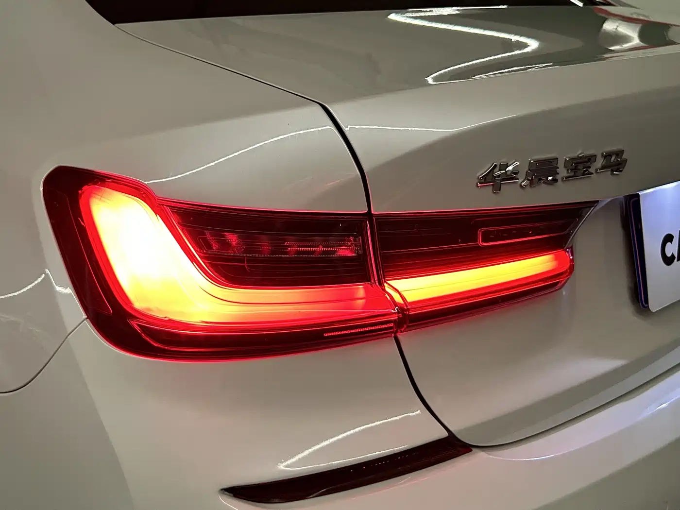 BMW 3 Series 2022 325Li M Sport Package фото 7