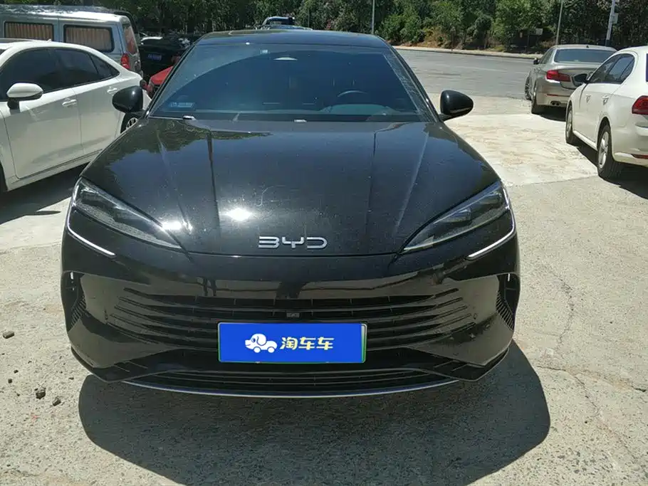 BYD Seal 2024 Glory Edition DM-i 1.5L 121km Luxury фото 2