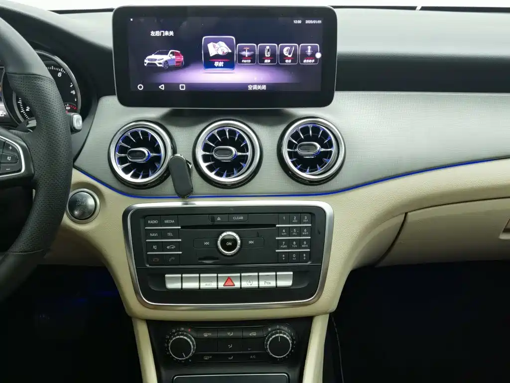 Фото 12 - Mercedes-Benz CLA (Import)