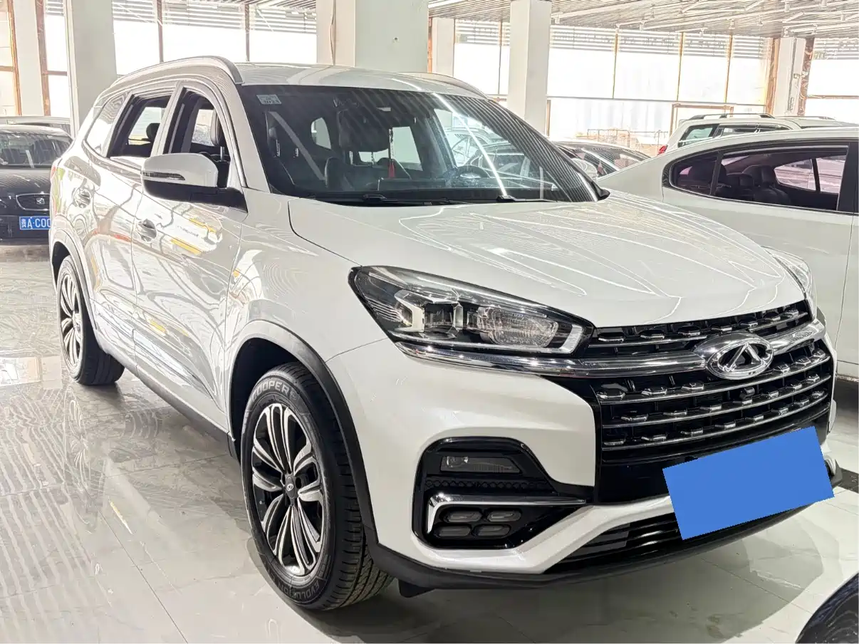 CHERY TIGGO 8