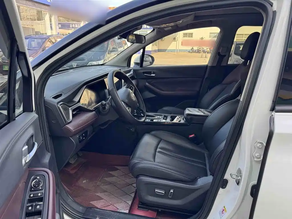 GAC Trumpchi Trumpchi GS4 2020 270T Automatic Smart Connect Tech Version фото 10