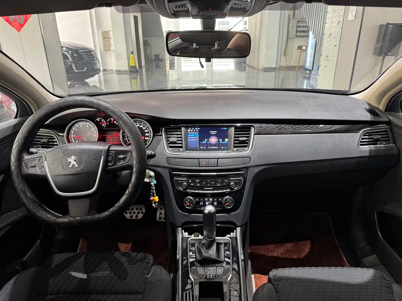 Peugeot 508 2015 1.6THP Auto Comfort Edition фото 10