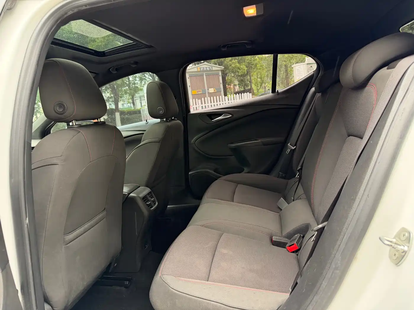 Buick Verano 2016 Hatchback GS 20T DCT Luxury Sport фото 9