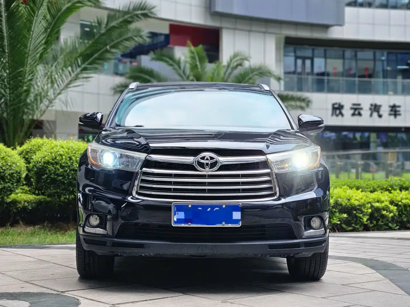 Toyota Highlander 2015 2.0T AWD Luxury Edition 7-seater фото 2