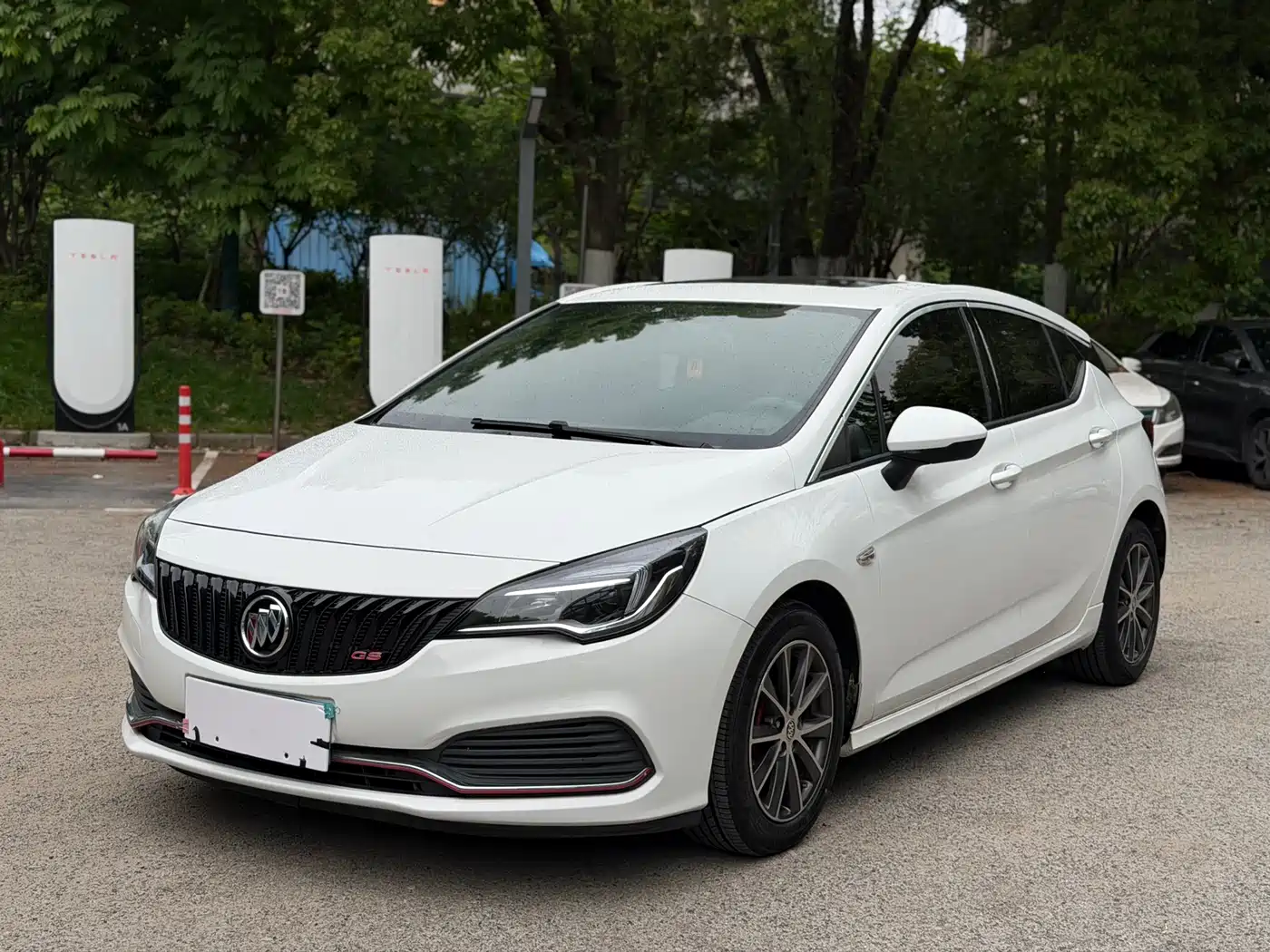 Buick Verano 2016 Hatchback GS 20T DCT Luxury Sport