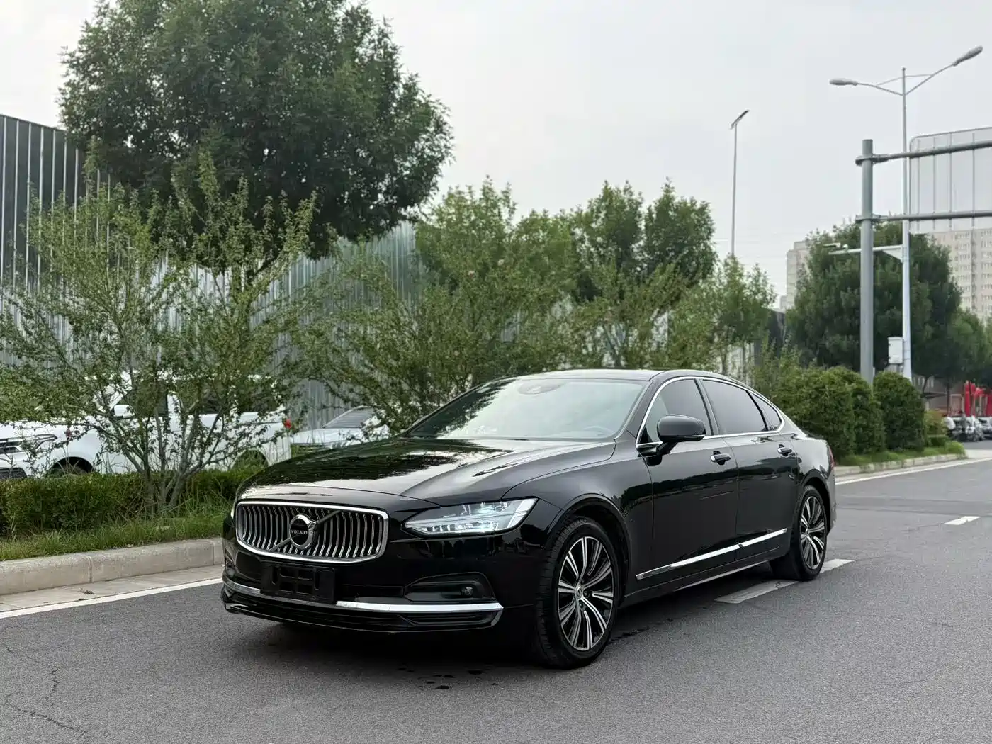 Volvo S90 2021 Model B5 Inscription Luxury Edition