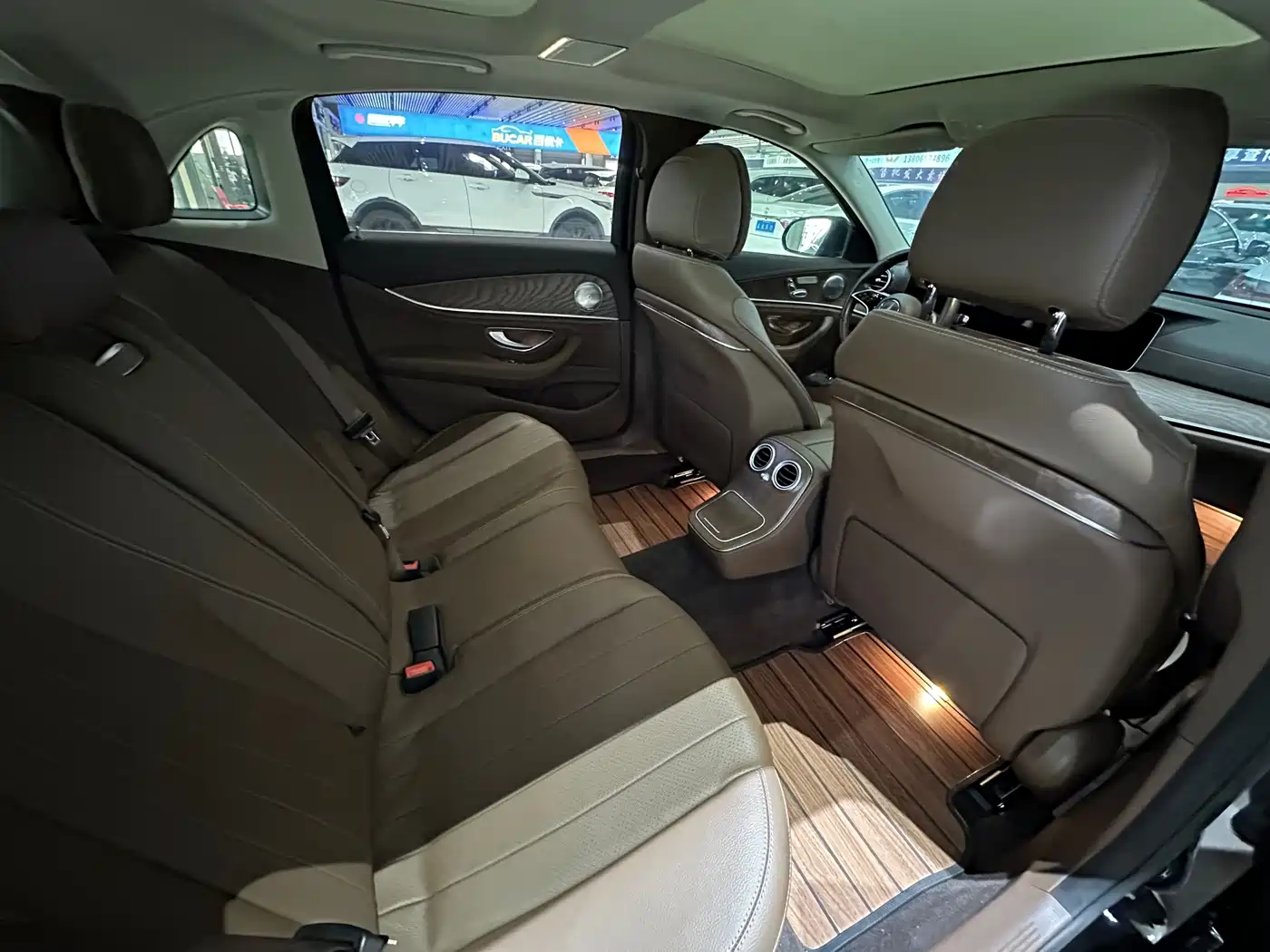 Mercedes-Benz E-Class 2022 E 260 L Sport фото 12