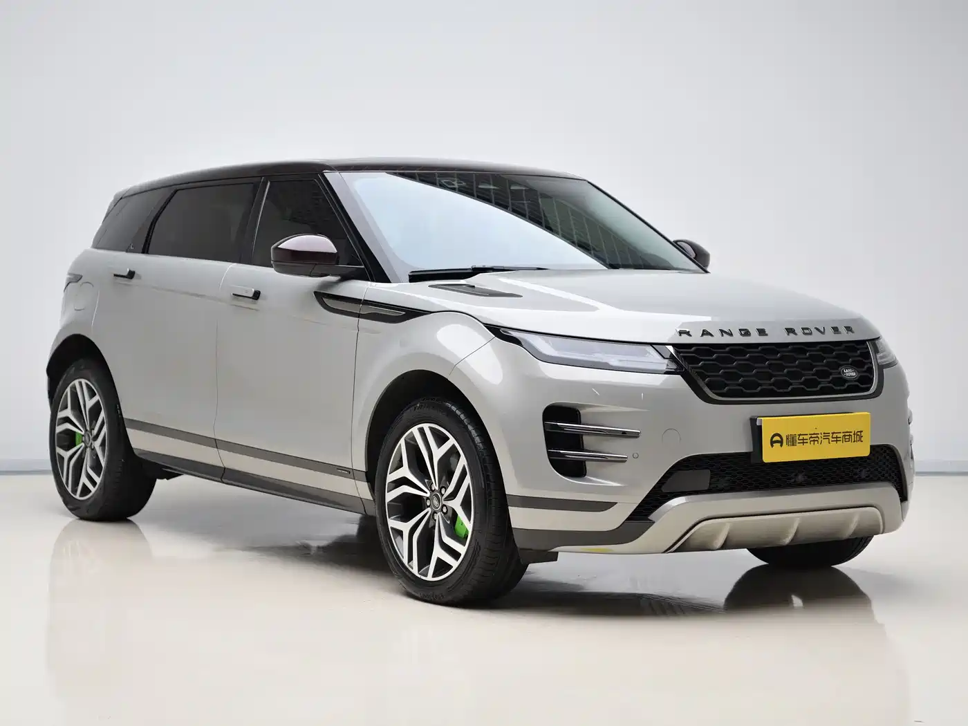 Land Rover Range Rover Evoque 2021 Range Rover Evoque L 249PS R-Dynamic First Edition Launch Edition фото 2