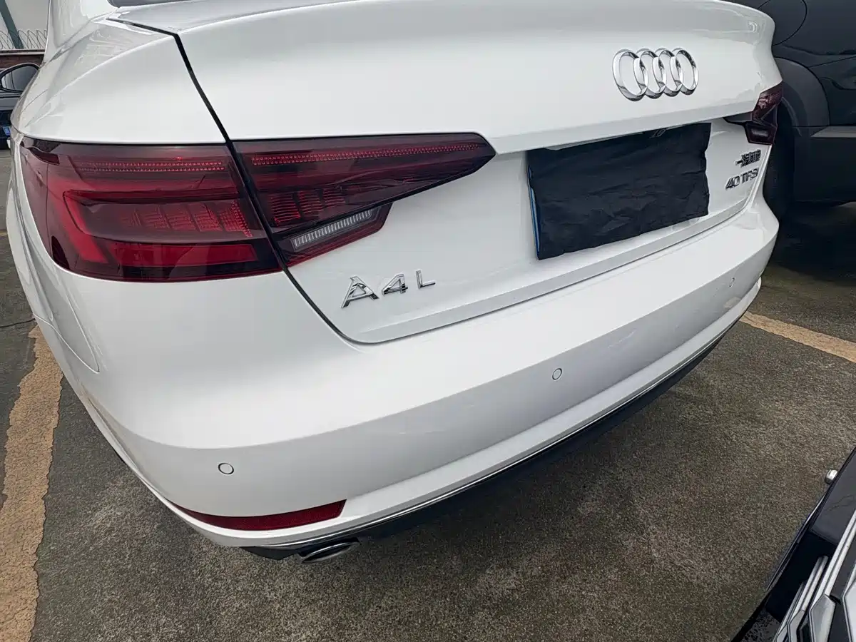 Audi A4L 2018 30th Anniversary 40 TFSI Progressive фото 16