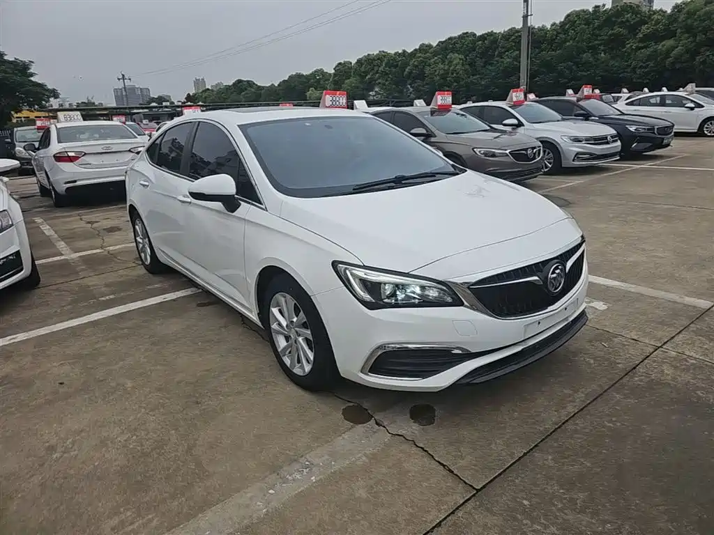 Buick Verano 2018 Sedan 15S Automatic Progressive фото 4