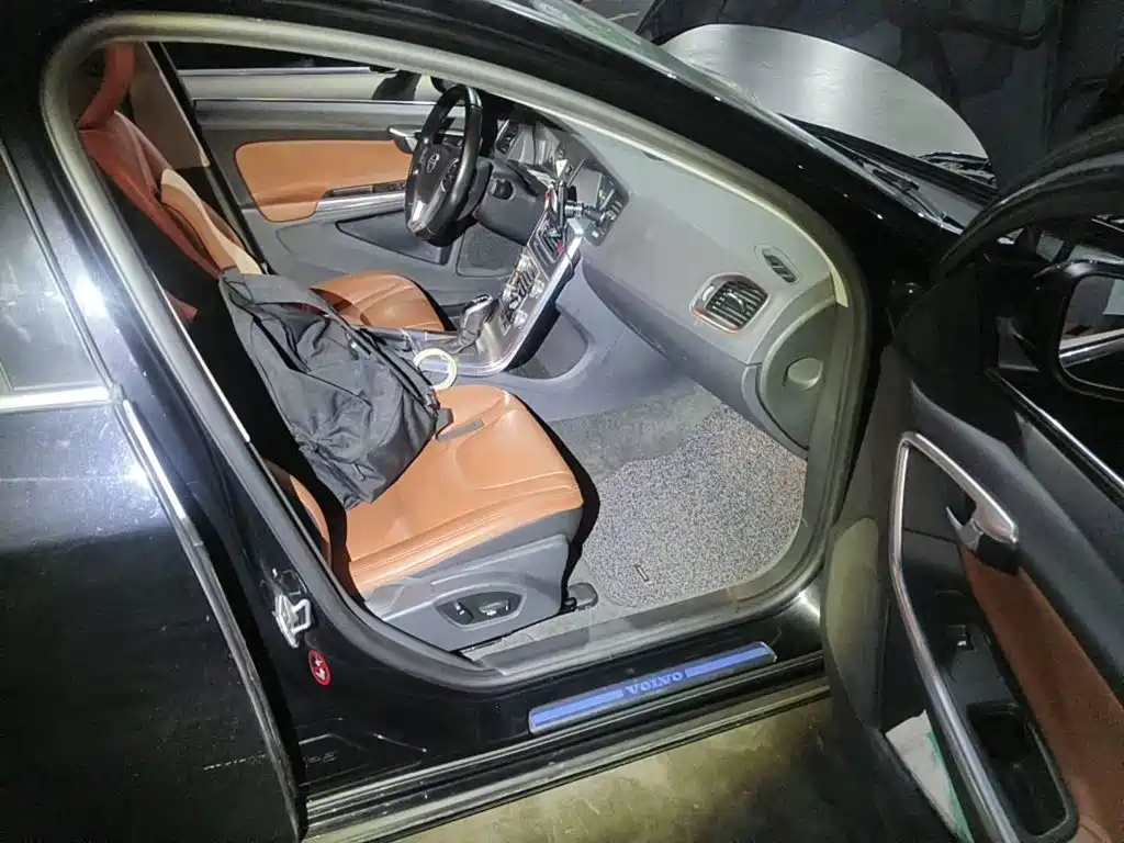 Volvo S60 2014 2015 S60L 2.0T Smart Vision