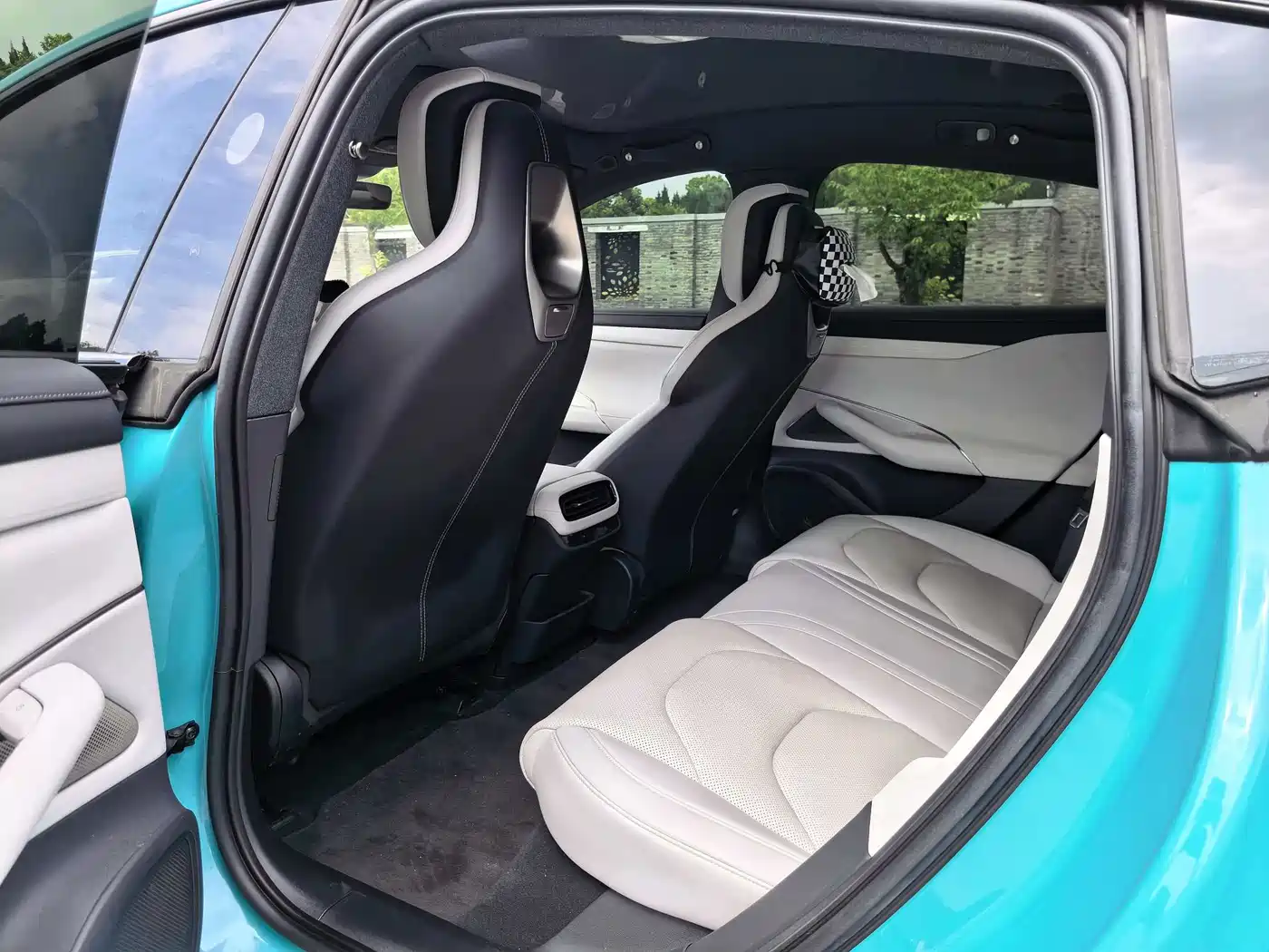 Xiaomi Auto Xiaomi SU7 2024 RWD Standard Founder's Edition фото 12