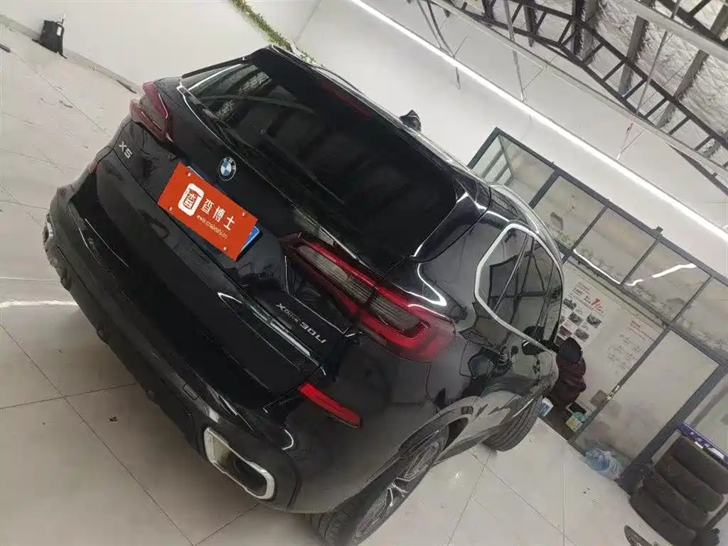 BMW X5 2023 xDrive 30Li M Sport Package фото 3