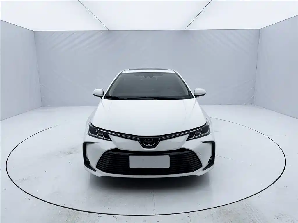Toyota Corolla 2021 1.2T S-CVT Elite PLUS Edition фото 2