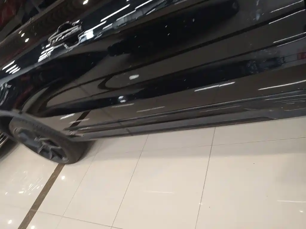 Lynk & Co 01 2024 2023 2.0TD 4WD Dark Night Edition
