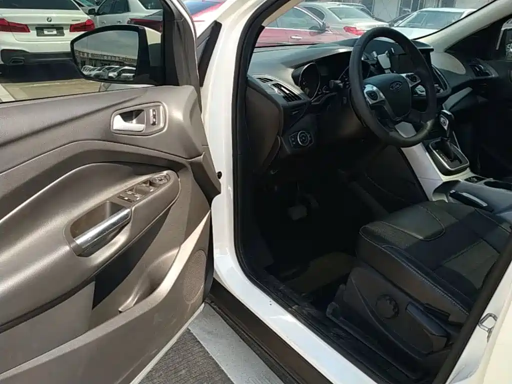 Ford Kuga 2016 2015 1.5L GTDi 2WD Trend