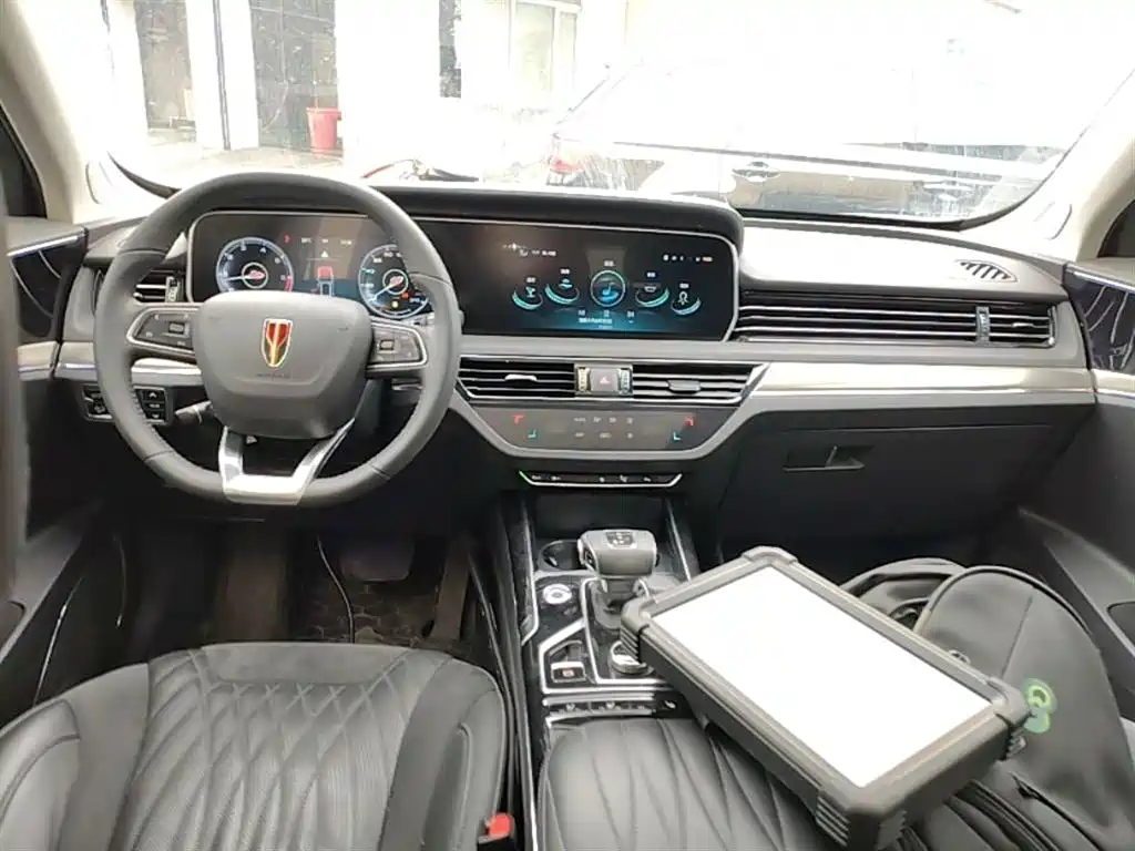 Hongqi HS5 2022 Facelift 2.0T Smart Flag Enjoyment AWD Edition фото 10