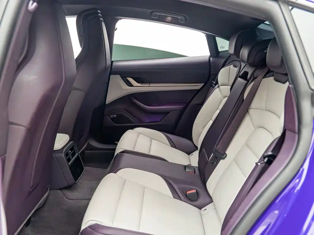 Porsche Taycan 2025 2025 Taycan