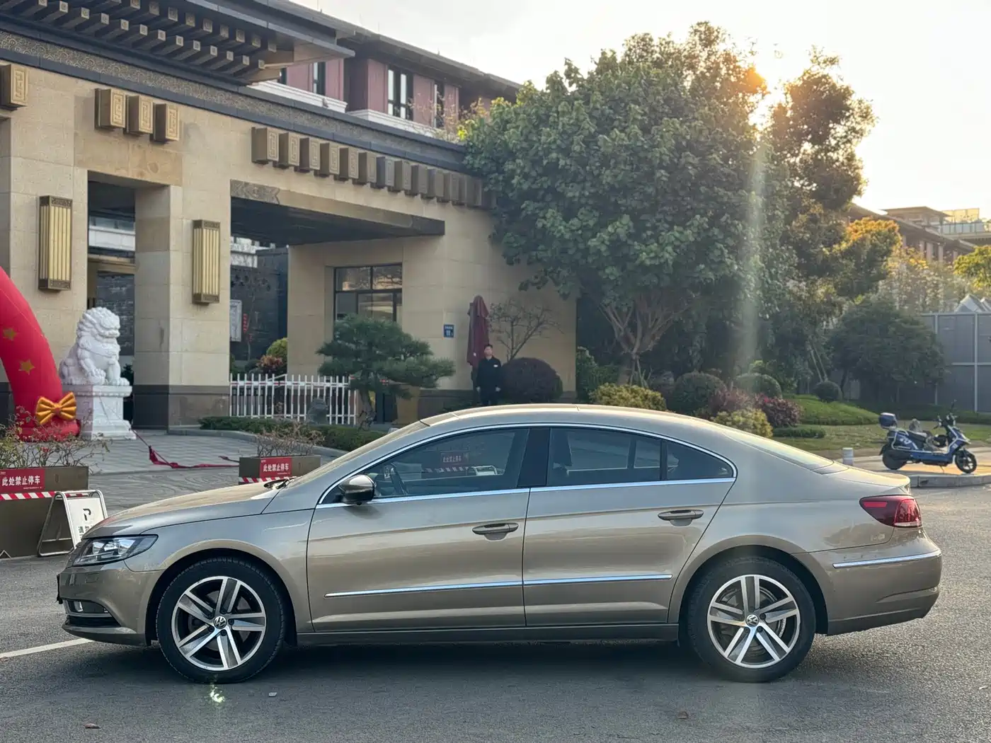Volkswagen FAW-Volkswagen CC 2016 Model 1.8TSI Premium фото 13