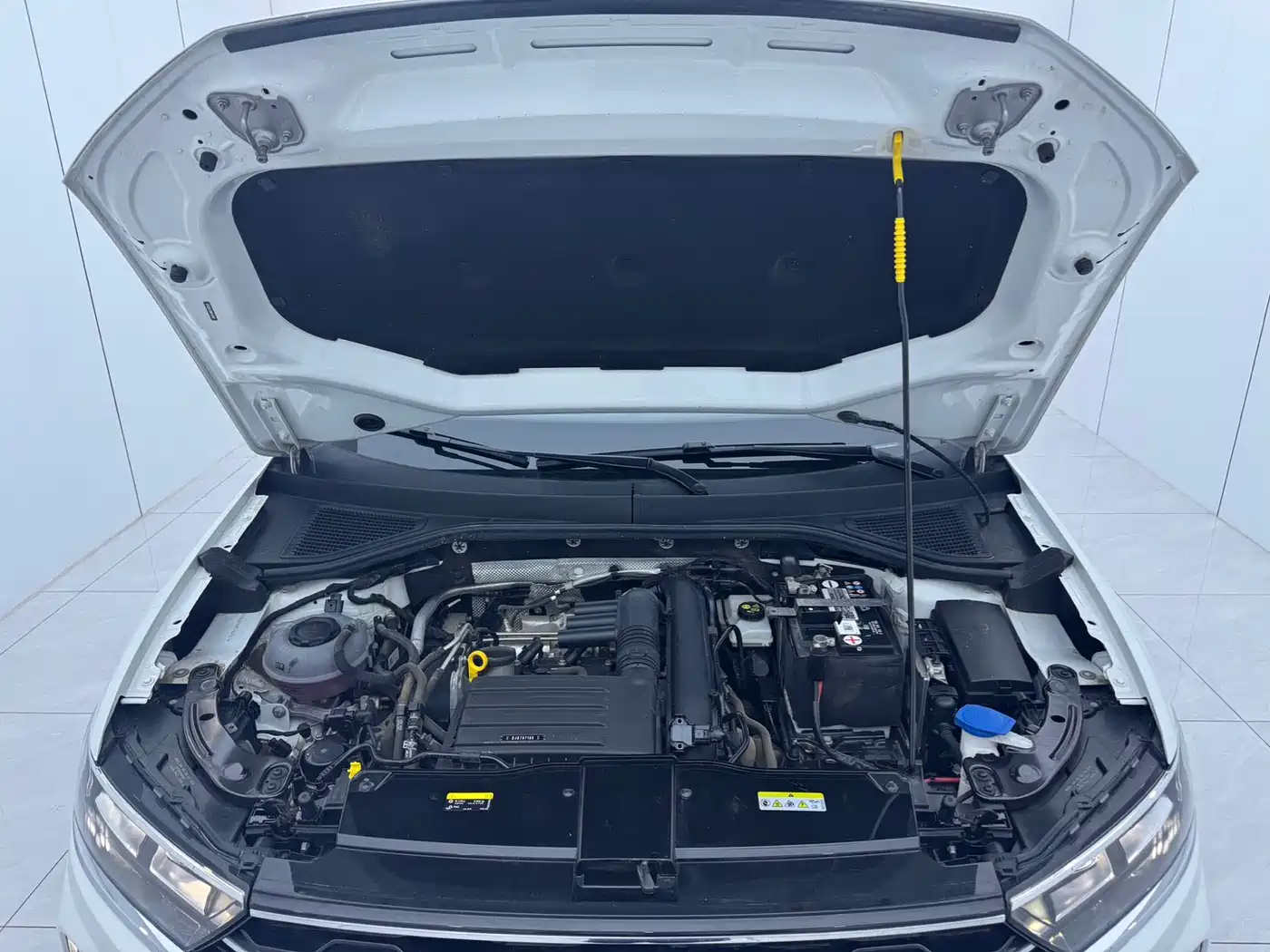 Volkswagen T-ROC 2021 Facelift 280TSI DSG 4WD Luxury Smart Connect Edition фото 16
