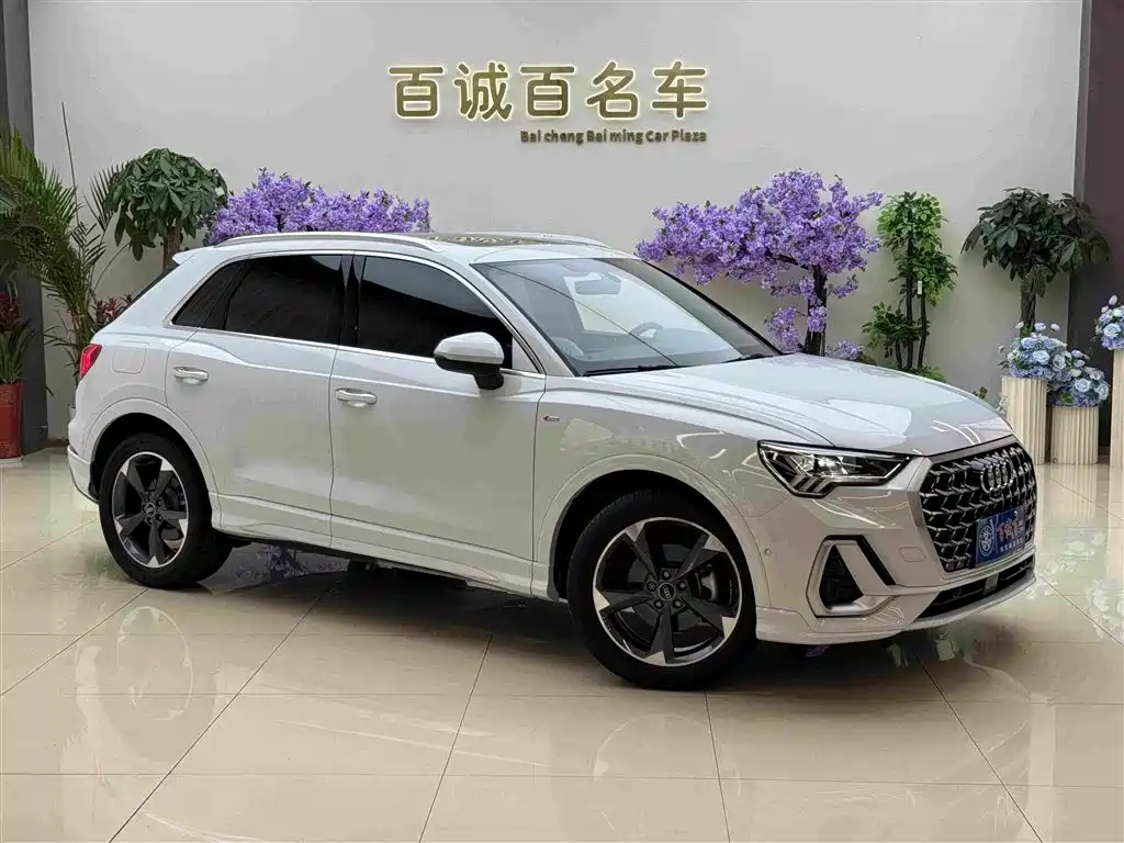 Audi Q3 2024 2024 35 TFSI Fashion Sport