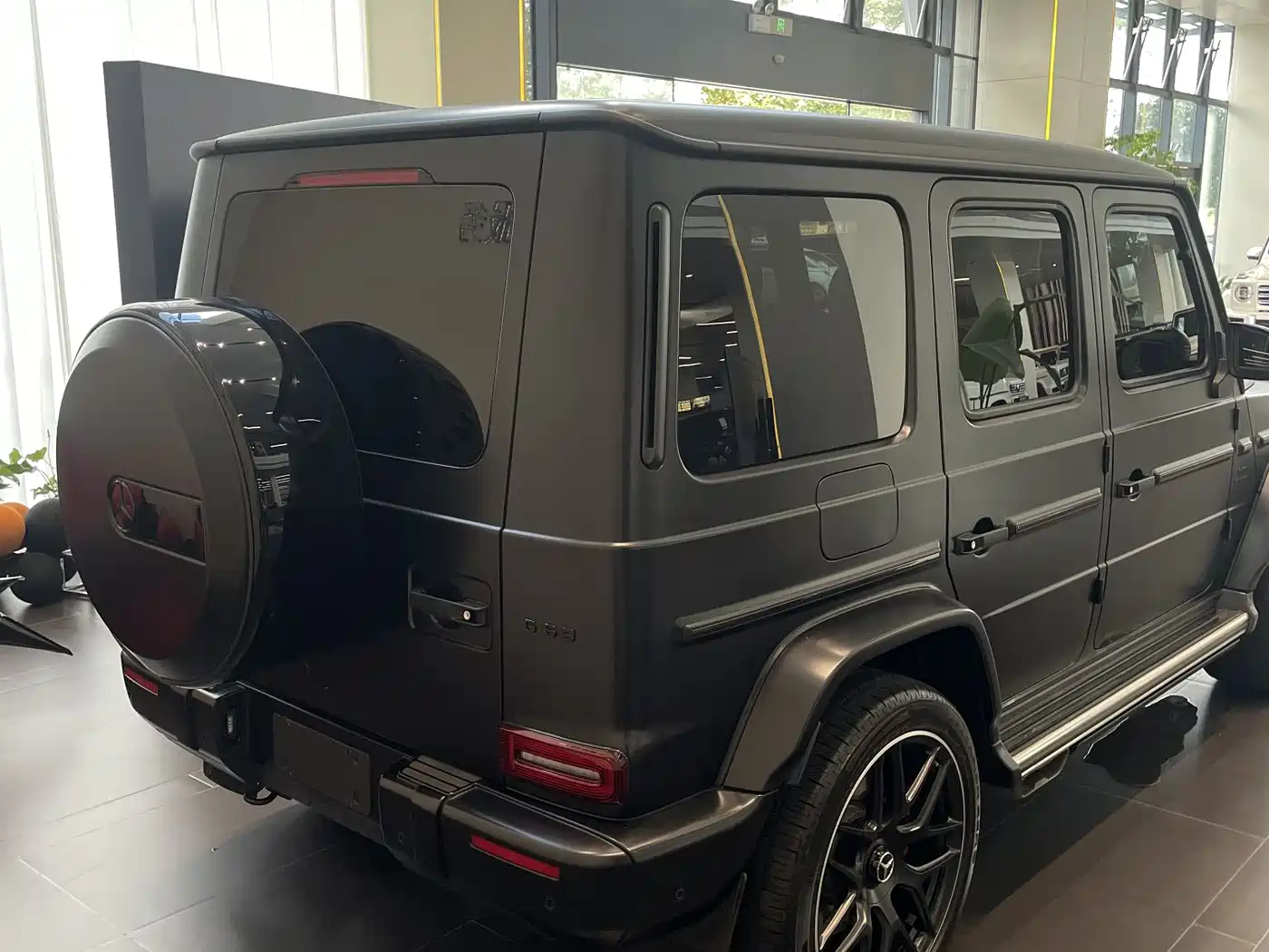 Mercedes-Benz G-Class AMG 2023 AMG G 63 фото 3