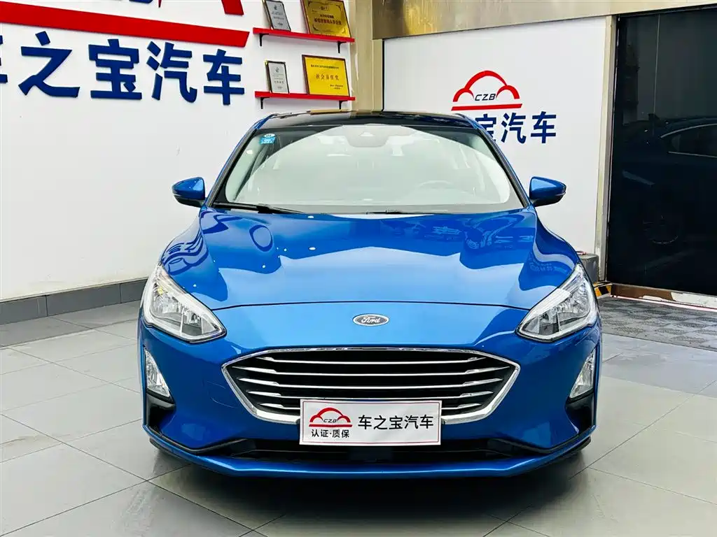 Photo 2 - Ford Focus