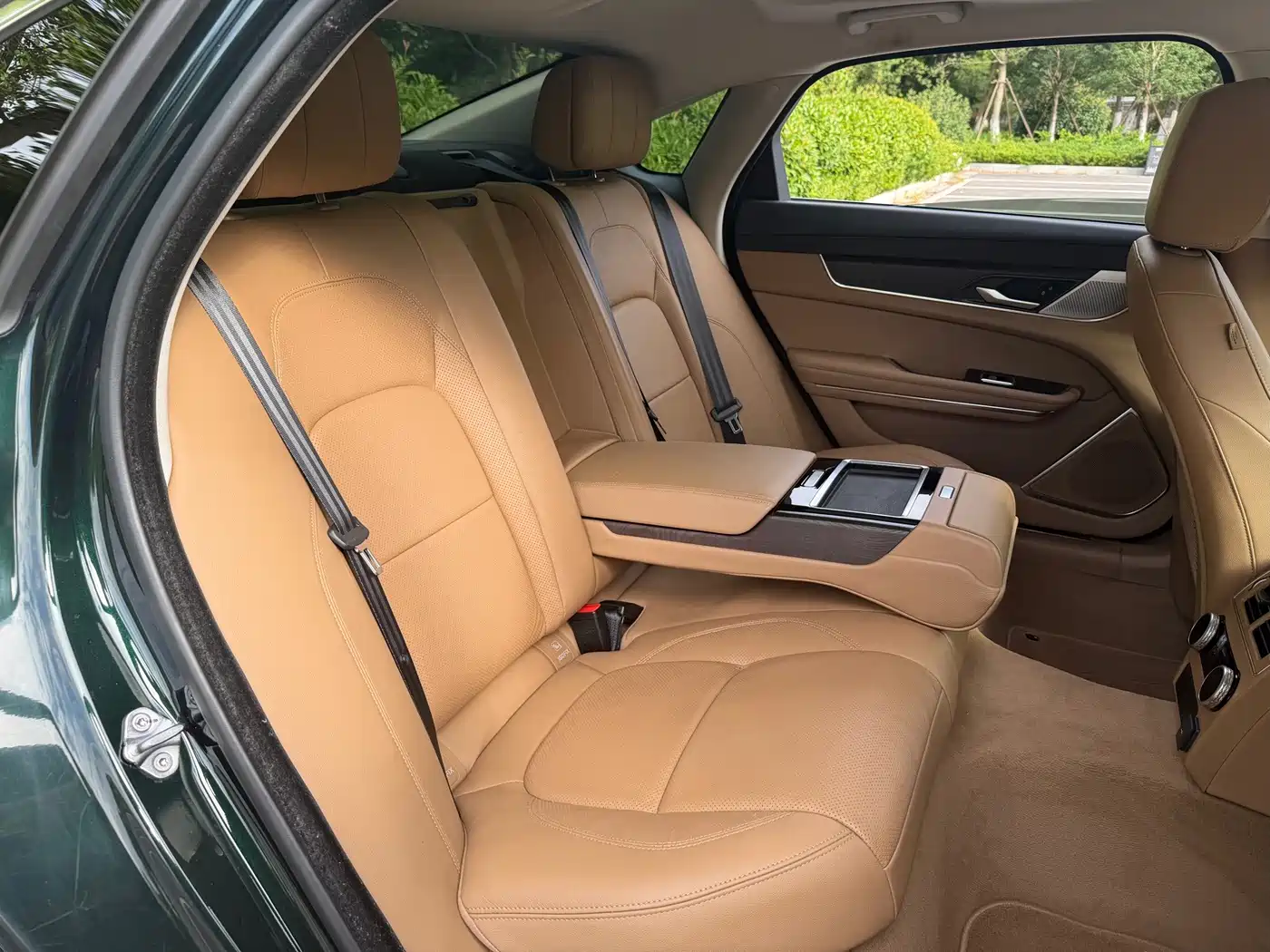 Jaguar XFL, миниатюра 13