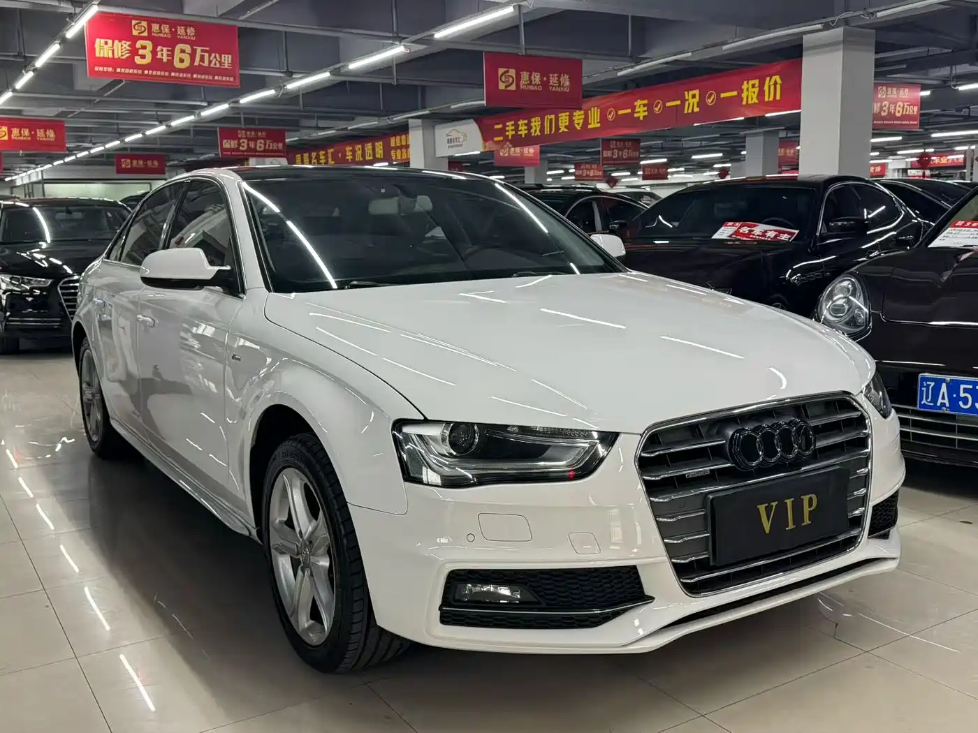 Audi A4L 2015 45 TFSI quattro Individual Sport фото 3