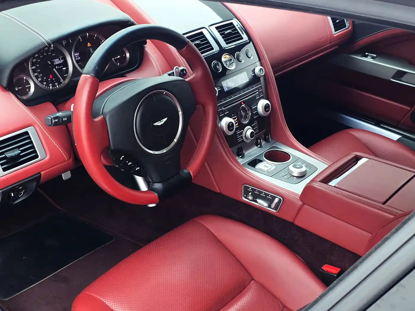 Aston Martin Rapide 2011 2010 6.0L