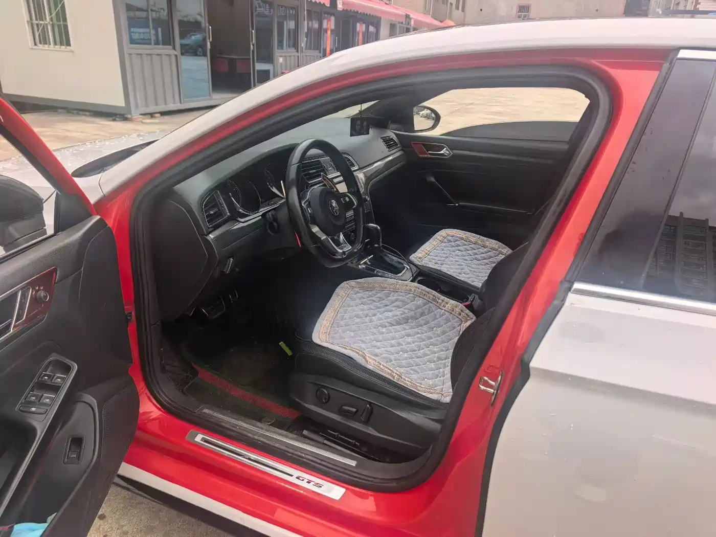 Volkswagen Lamando 2017 2.0T GTS фото 4