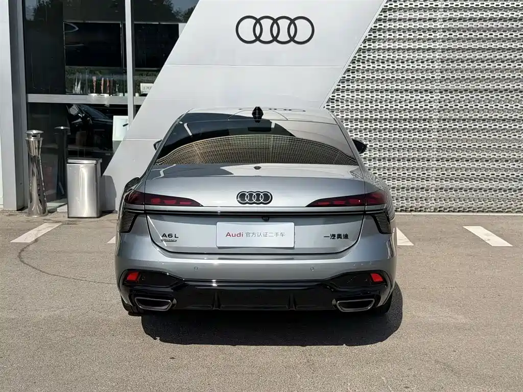 Photo 12 - Audi A6L