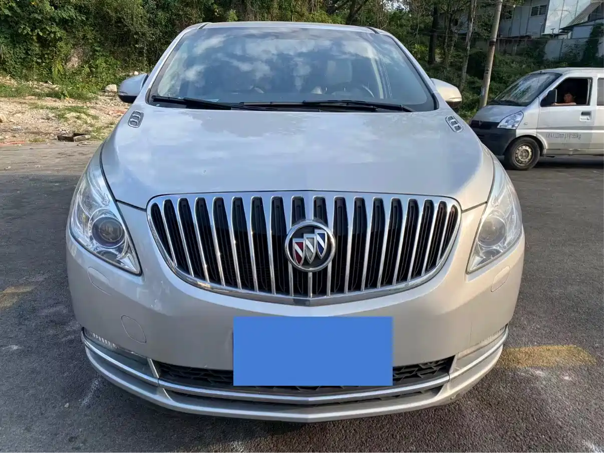 Фото 3 - Buick GL8