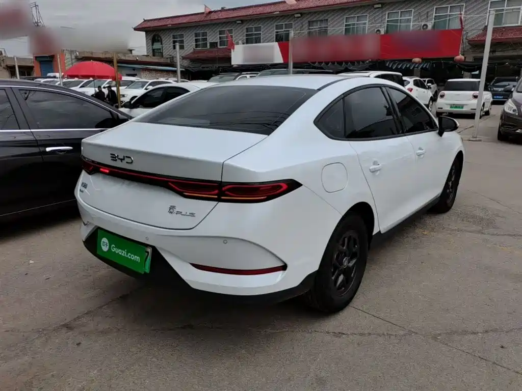 BYD Qin PLUS 2025 DM-i Smart Drive 55KM Leader фото 7