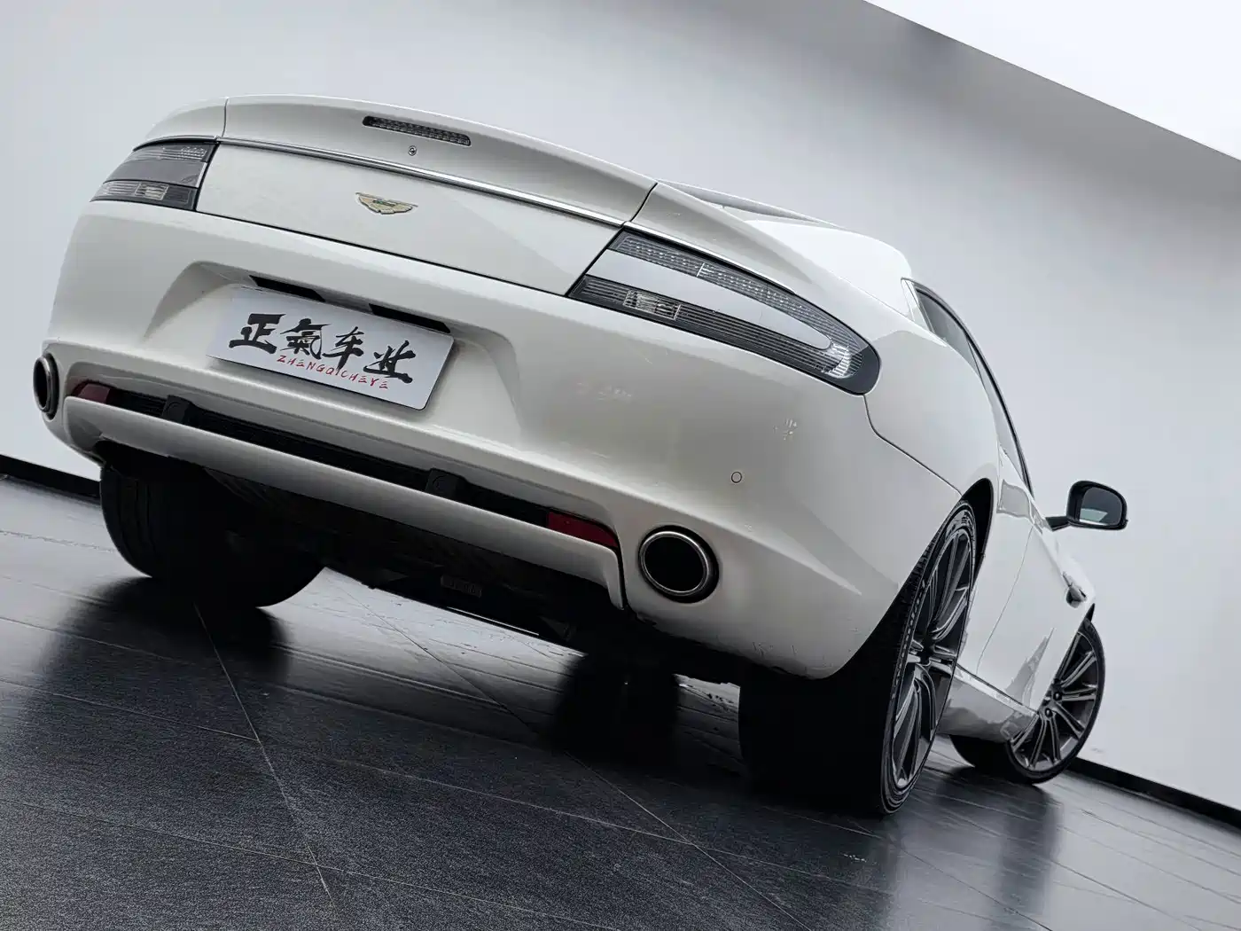 Aston Martin Rapide 2011 2010 6.0L