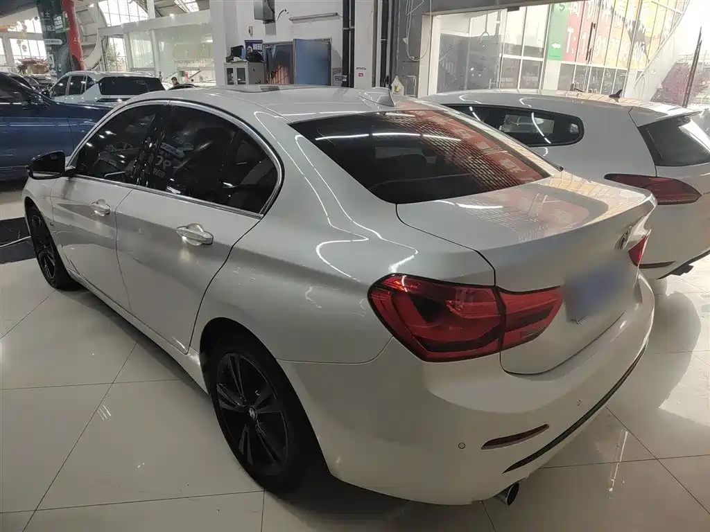 BMW 1 Series 2017 118i Design Package фото 5