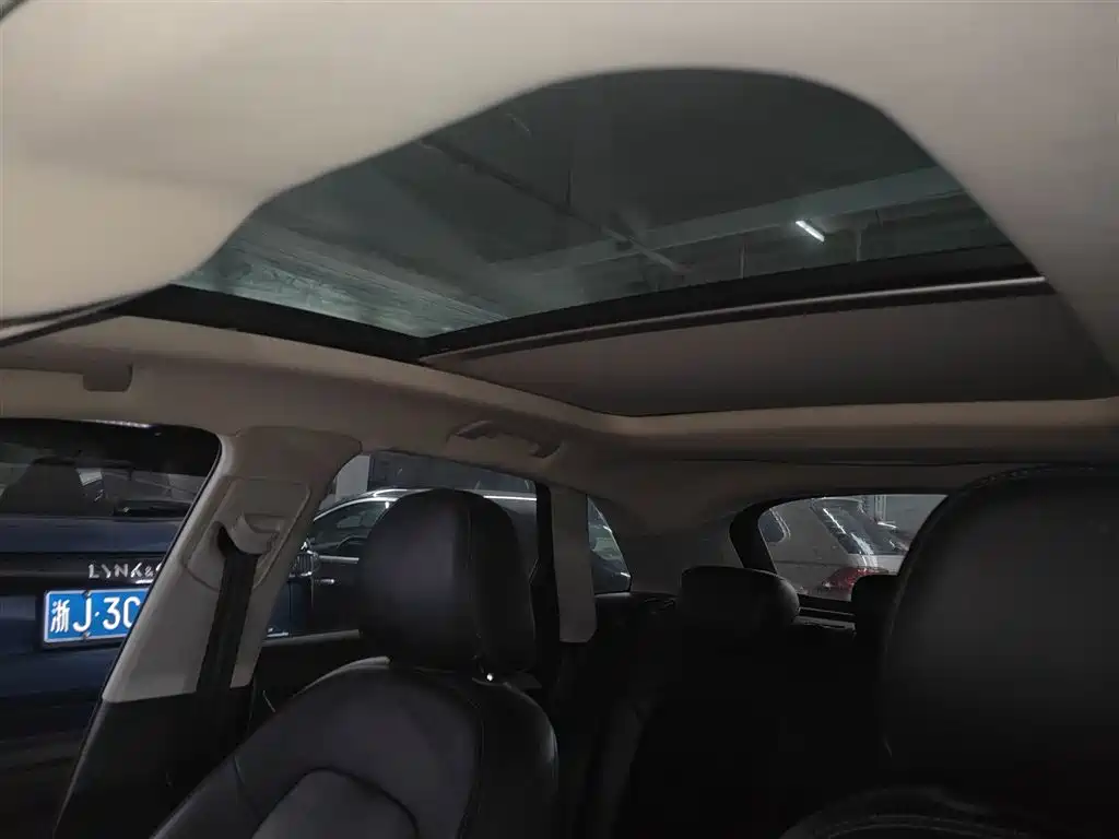 Audi Q3 2015 35 TFSI Progressive фото 17