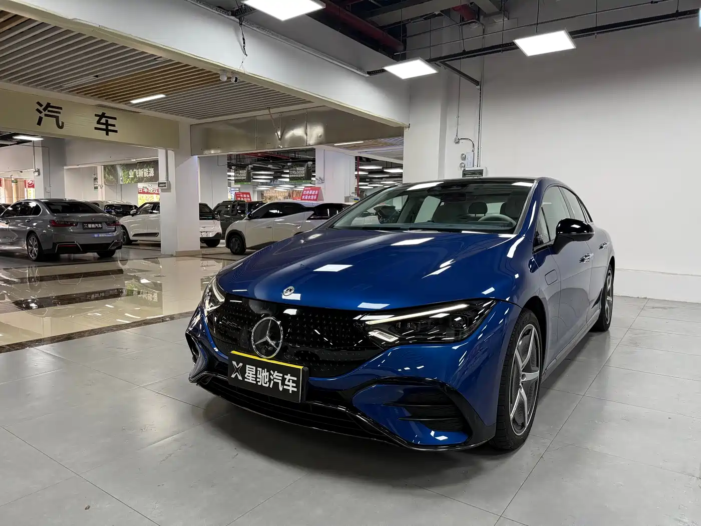 Mercedes-Benz EQE 2022