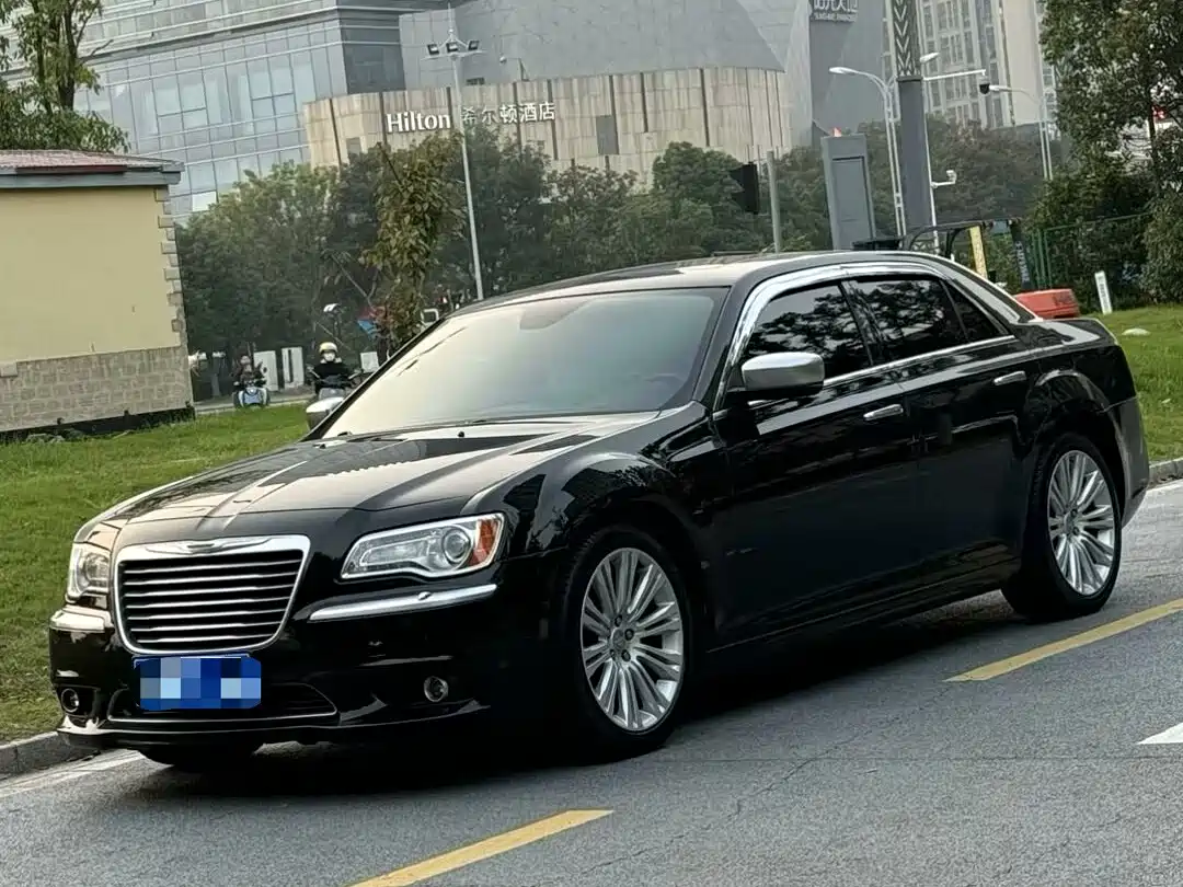 Chrysler 300C (Import) 2015 2014 3.0L Excellence Edition