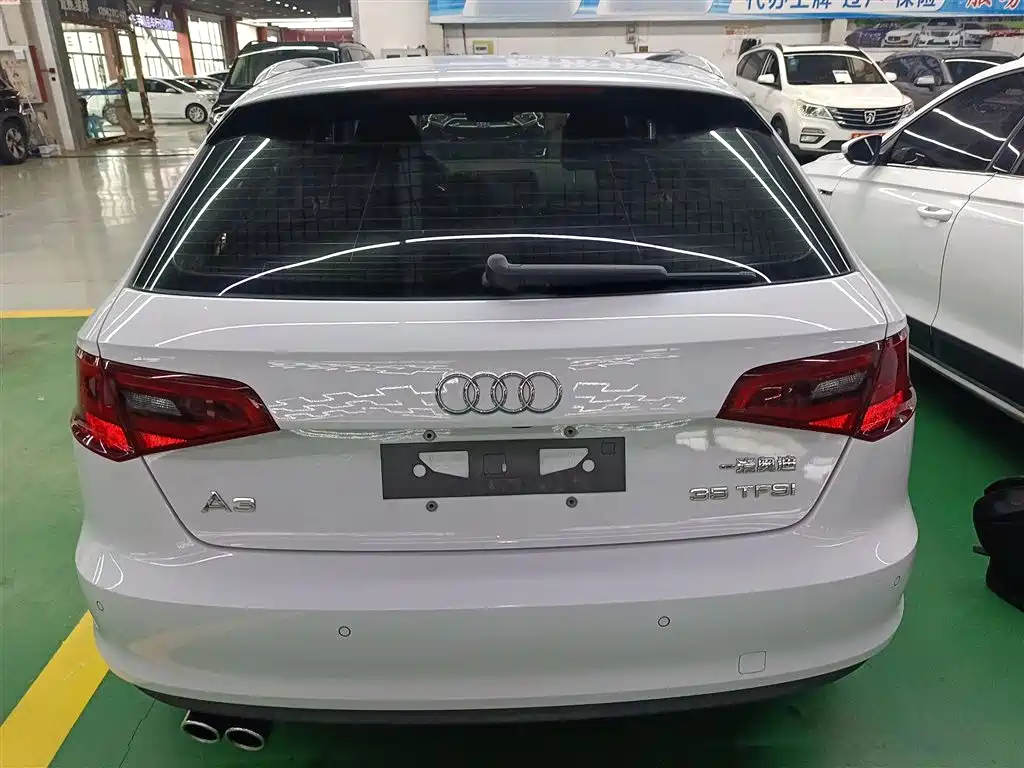 Audi A3 2016 Sportback 35 TFSI Style фото 6
