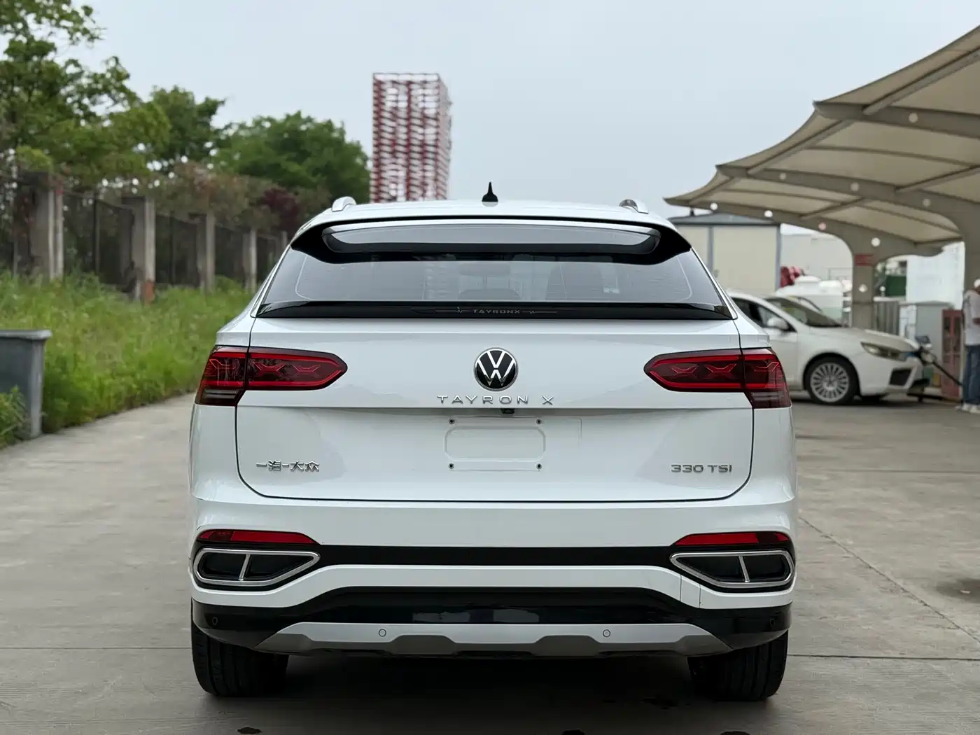 Volkswagen Tayron X 2020 330TSI 2WD Premium Smart Edition фото 10