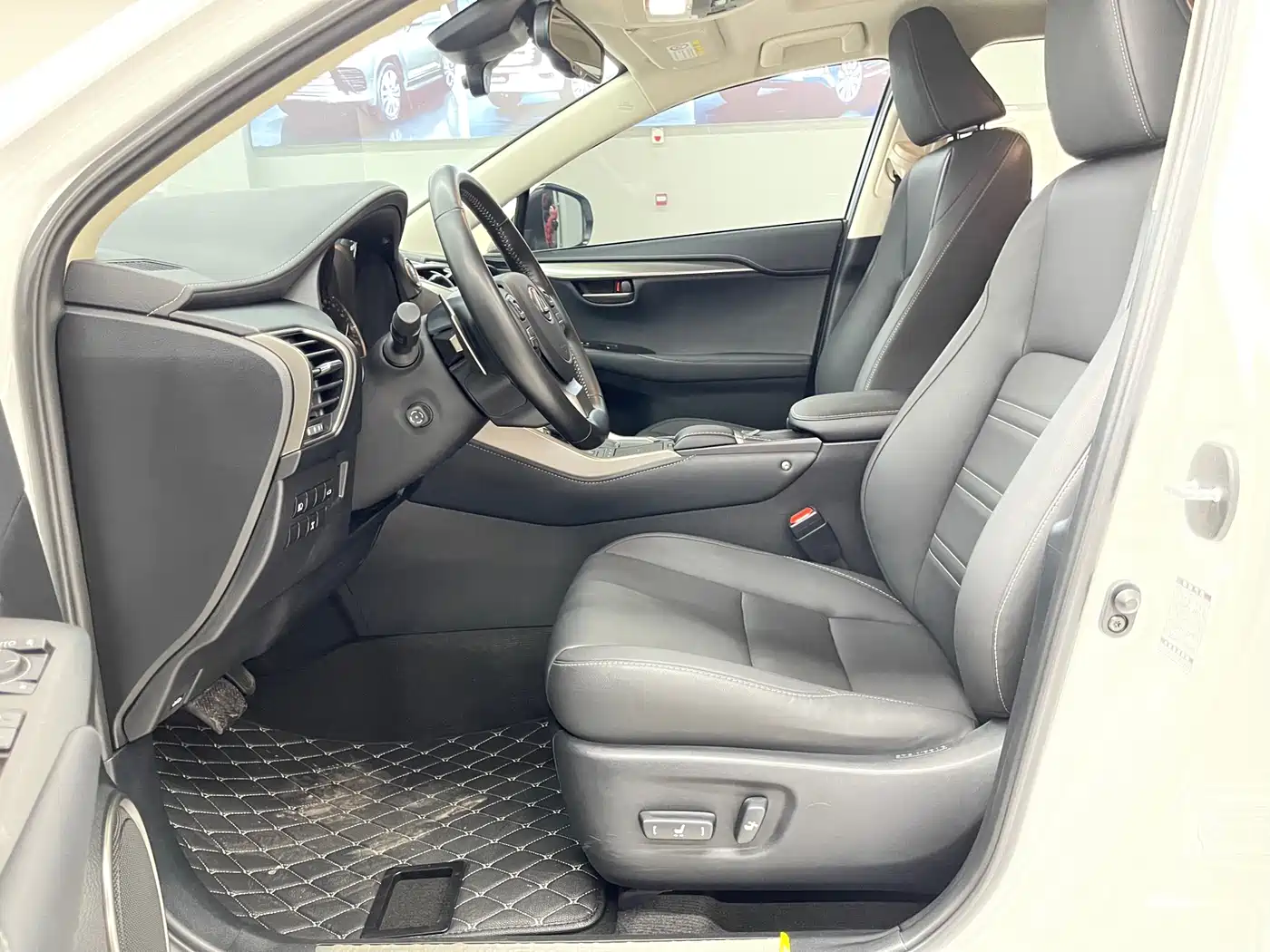 Lexus NX 2020 200 AWD F Sport China V фото 7