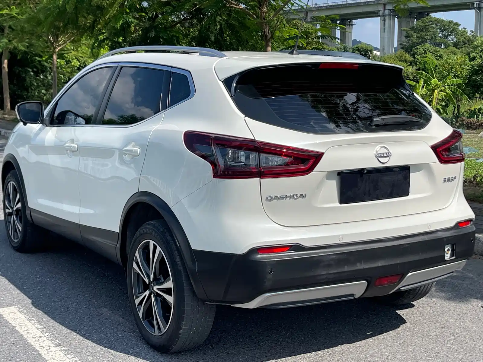 Photo 4 - Nissan Qashqai