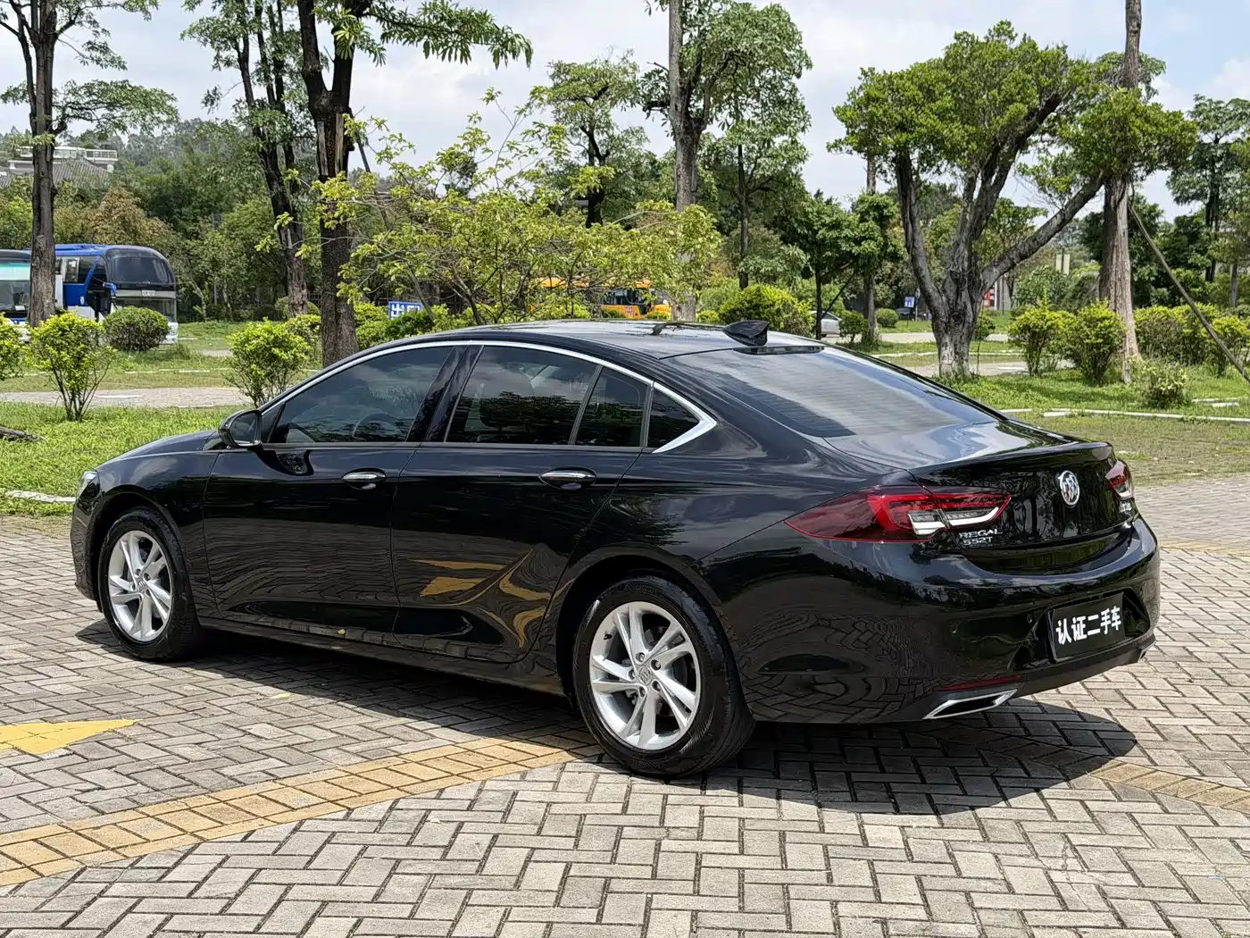 BUICK REGAL