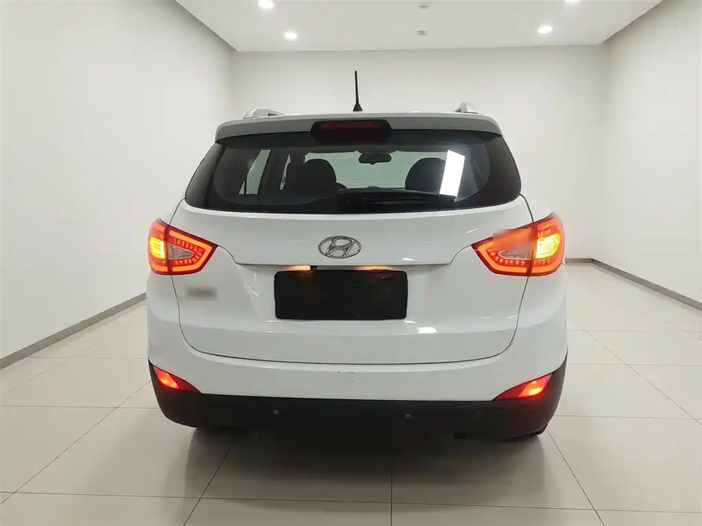 Hyundai Beijing Hyundai ix35 2015 2.0L Automatic 2WD Smart Type China IV фото 6