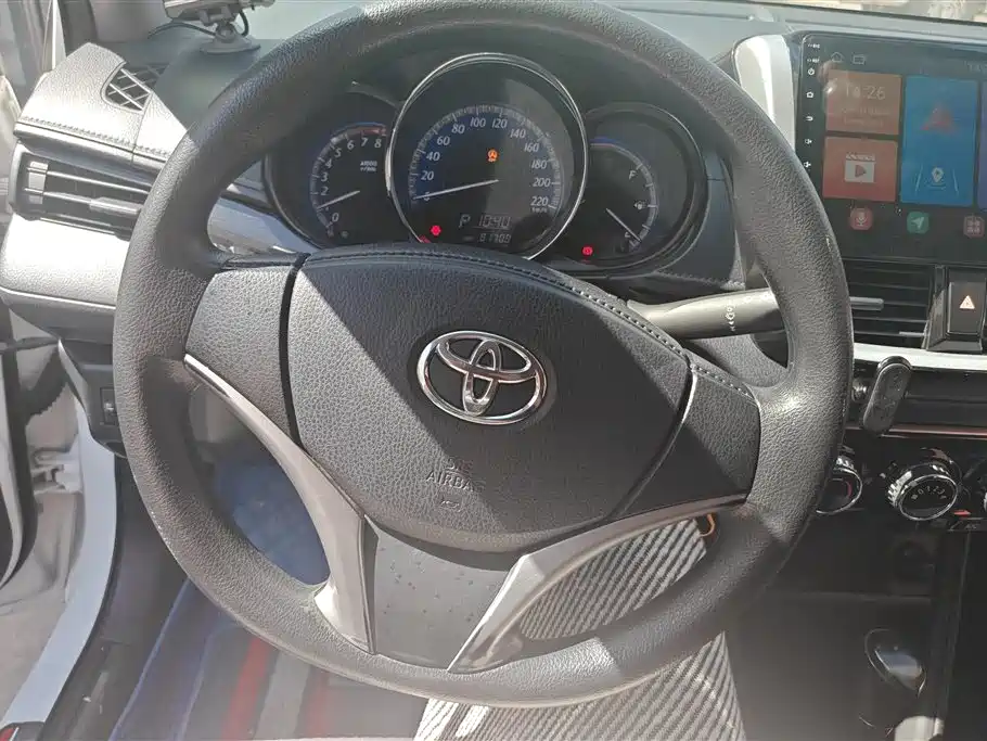 TOYOTA YARIS L TO ENJOY