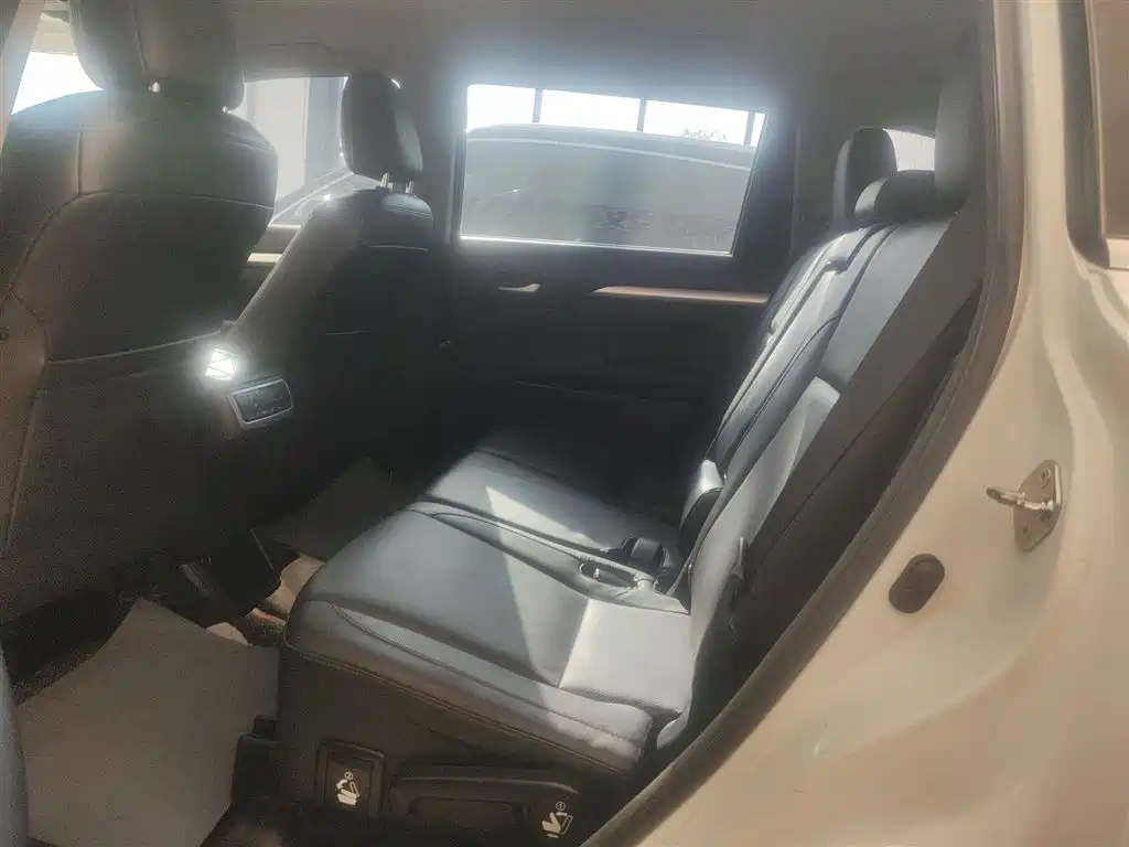 Toyota Highlander 2017 2.0T 4WD Premium 7-Seater фото 17