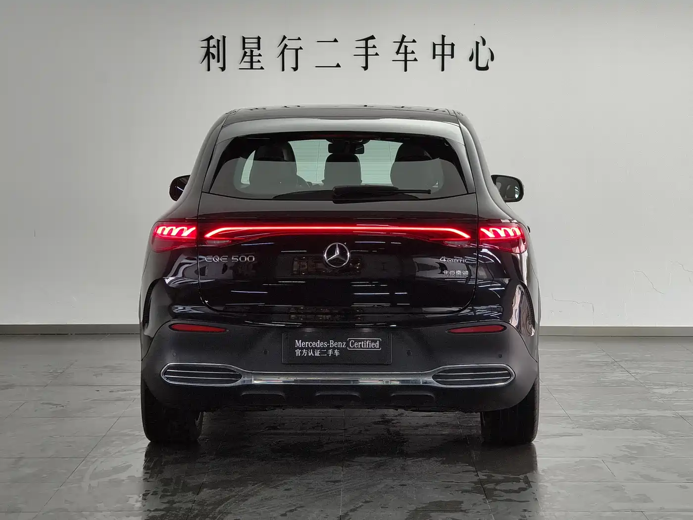 MERCEDES-BENZ EQE SUV