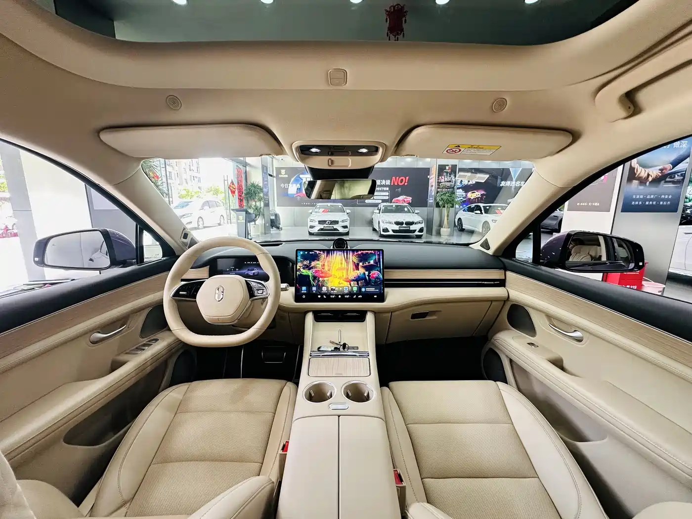 AITO Wenjie AITO M5 2025 Extended Range Ultra AWD фото 4