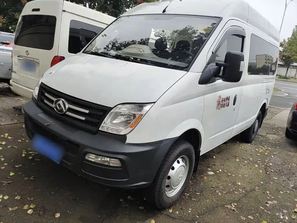 Maxus Xintu V80 2020 2019 Model 2.5T Classic 6-speed manual Aoyuntong short wheelbase medium roof 5/6-seater
